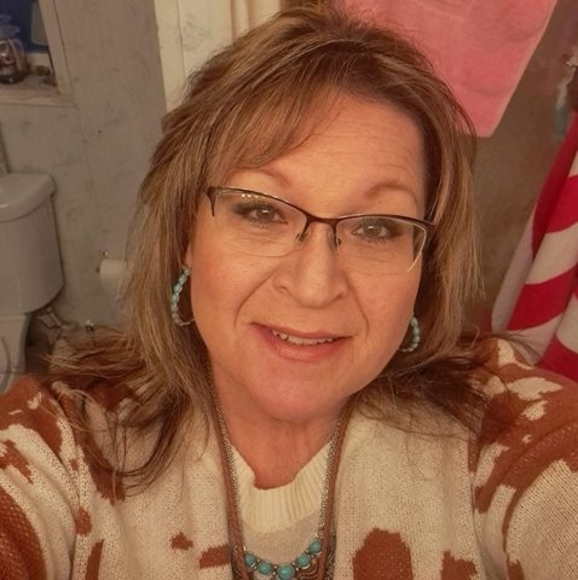 Meet your Posher, Tina - Picture 1 of 1